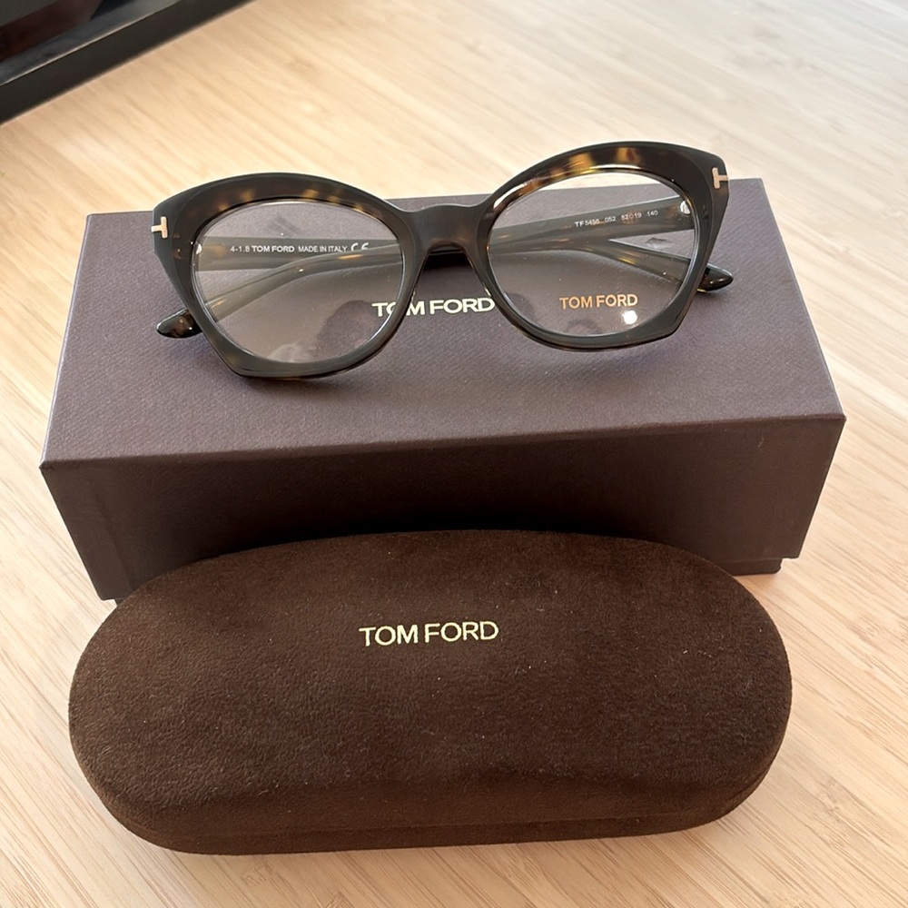 Brand New Original Tom Ford Glasses 
With case and box - Picture 2 of 3